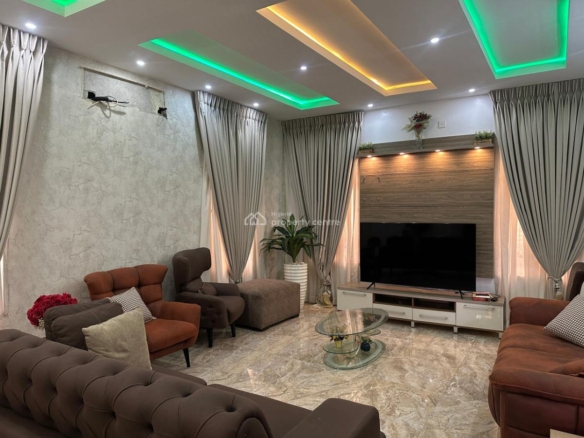 5 bedroom house for Rent