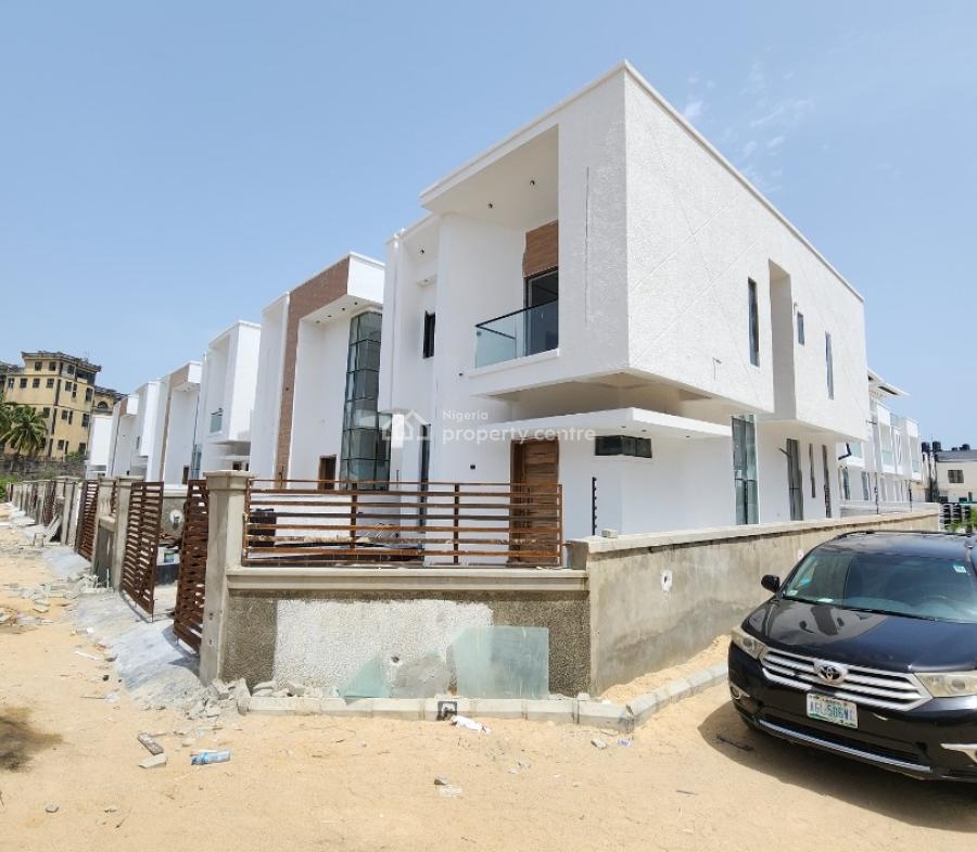 4 bedroom detached duplex for sale