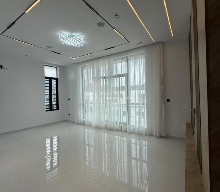 5 bedroom detached duplex for sale