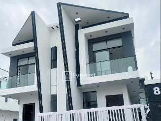 4 bedrooms semi-detached Duplex
