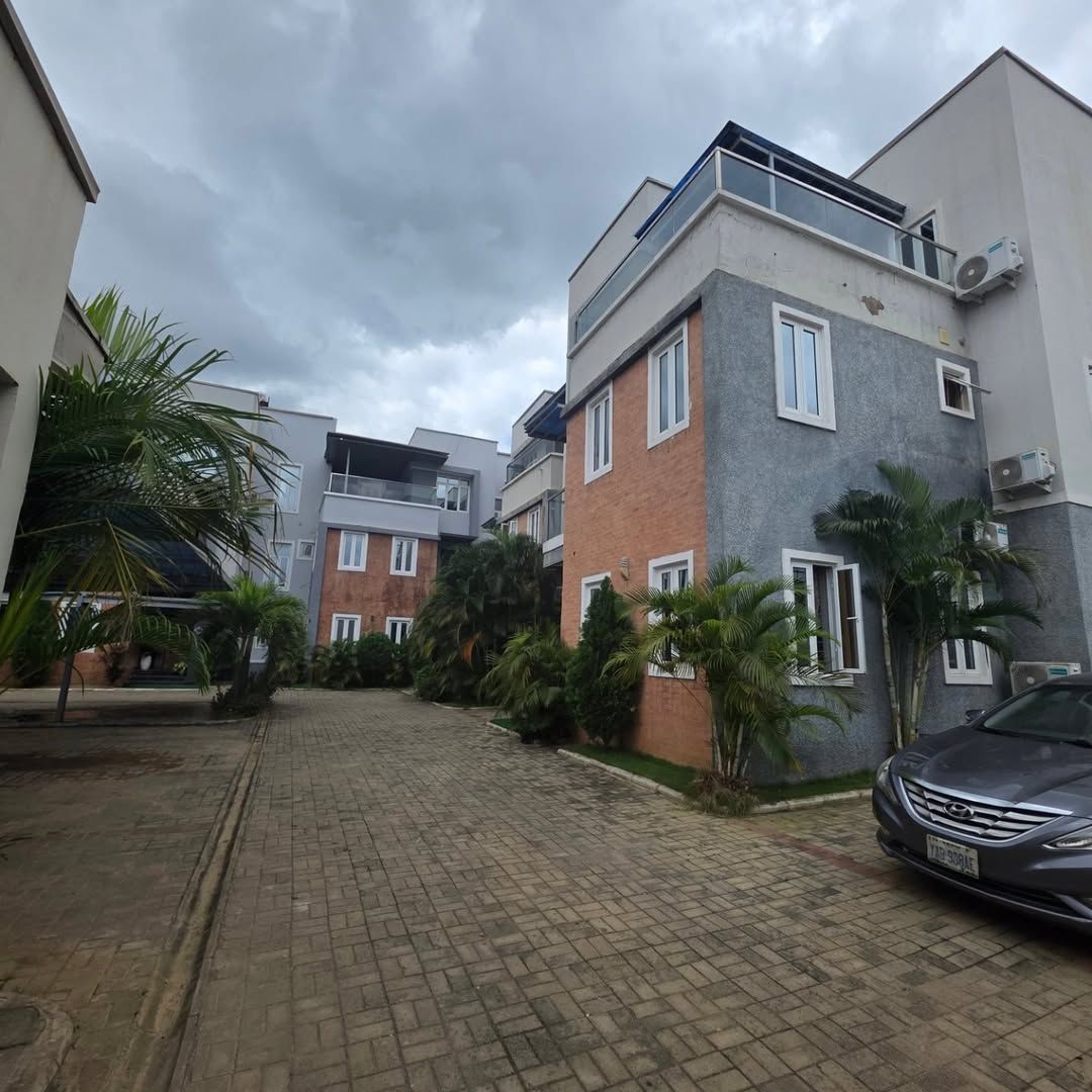 4bedrooms terrace Duplex