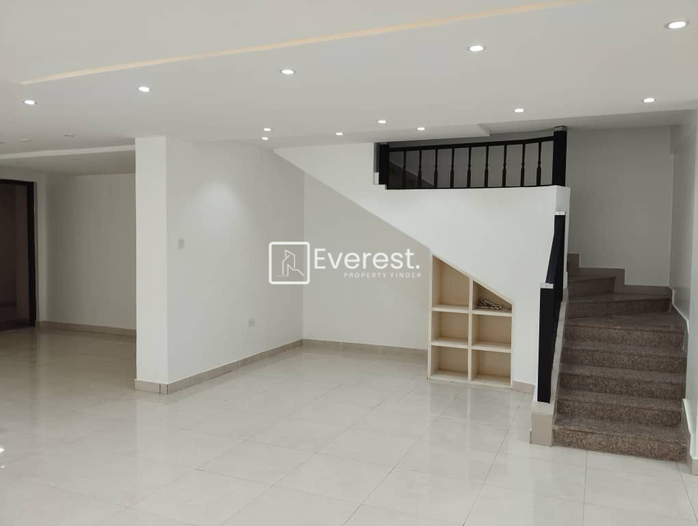 Fully serviced 3 Bedroom Maison
