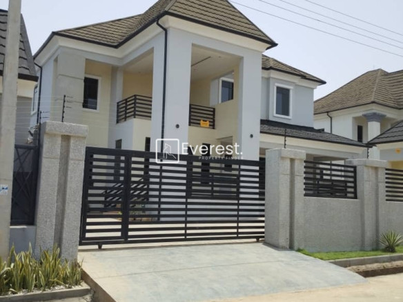5 Bedroom Duplex for Sale in Faplin Estate