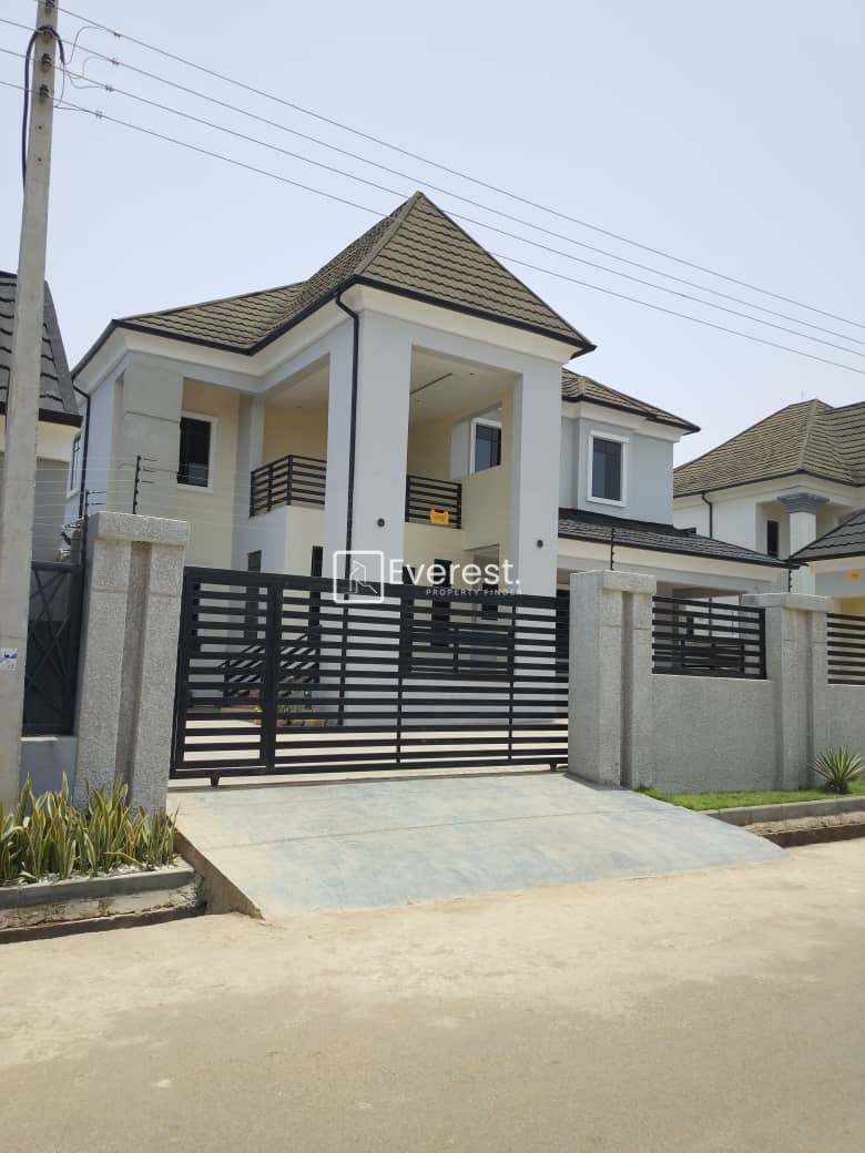 WhatsApp Image 2026-05-25 at 01.14.56 5 Bedroom Duplex for Sale in Faplin Estate
