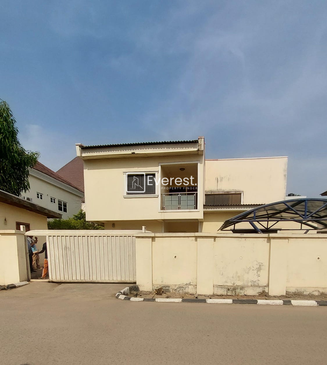 Fully Detached 5 Bedroom Duplex
