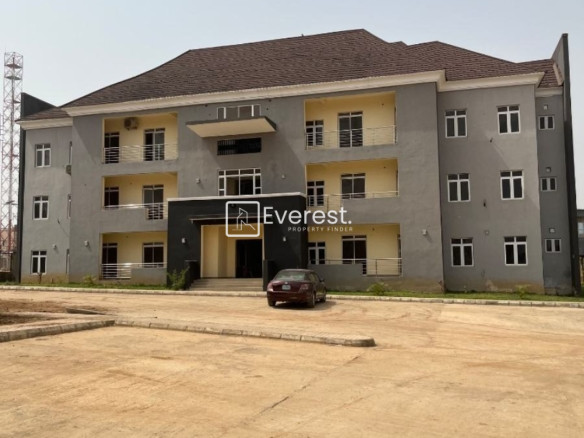 3 bedroom flat / apartment for sale