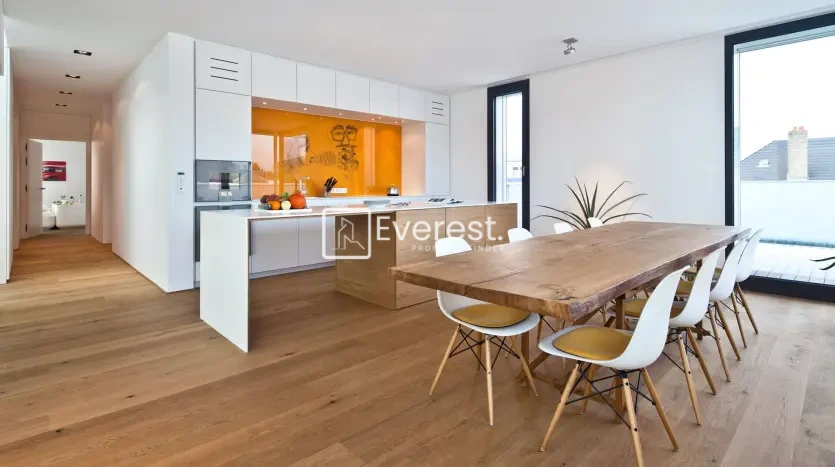 Three BedRoom Apartment in Achantan,