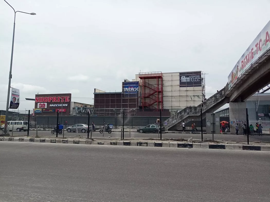 Osapa London, Lekki