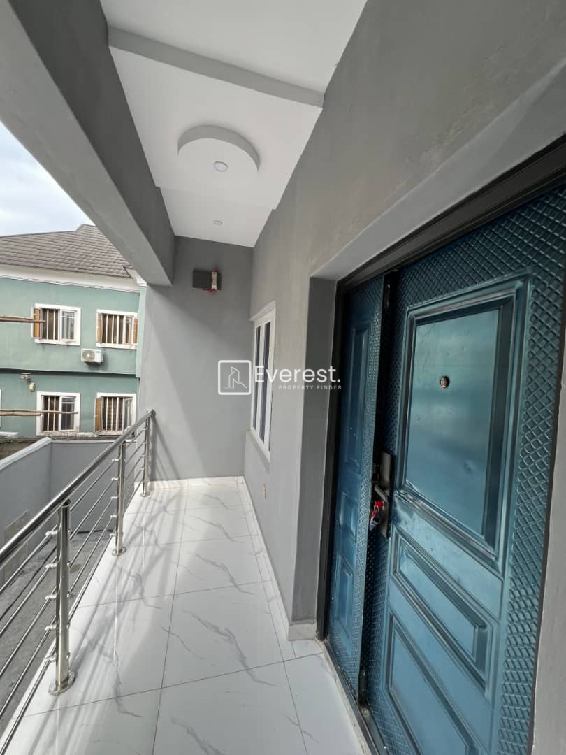 2 BEDROOMS FLAT