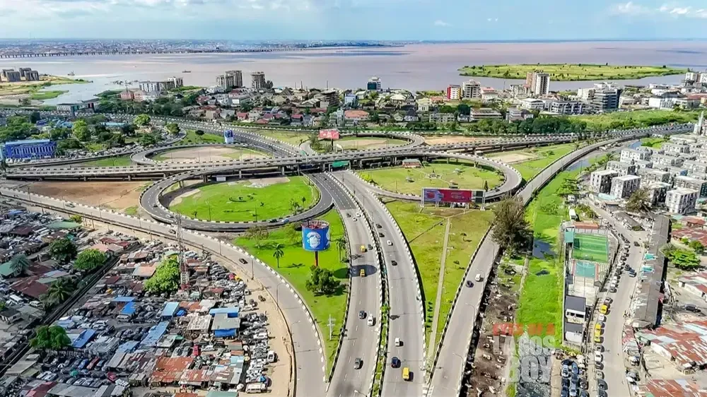Osapa London, Lekki