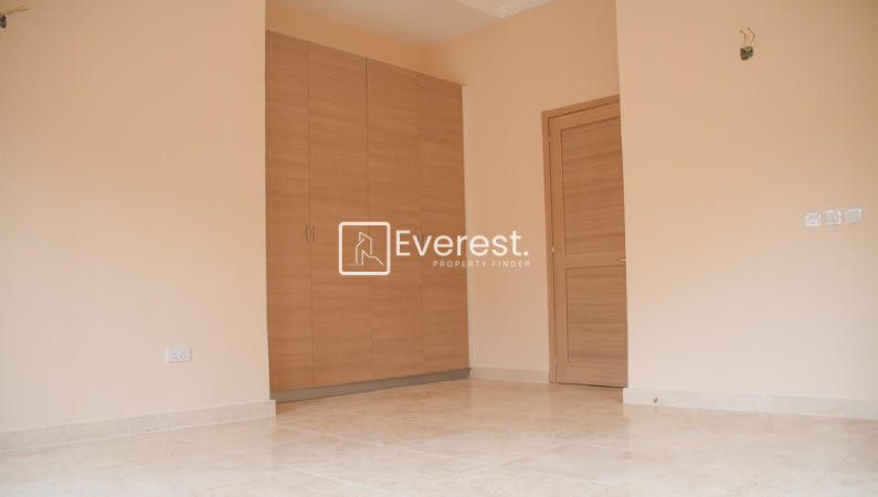 4 Bed Apartment For Sale