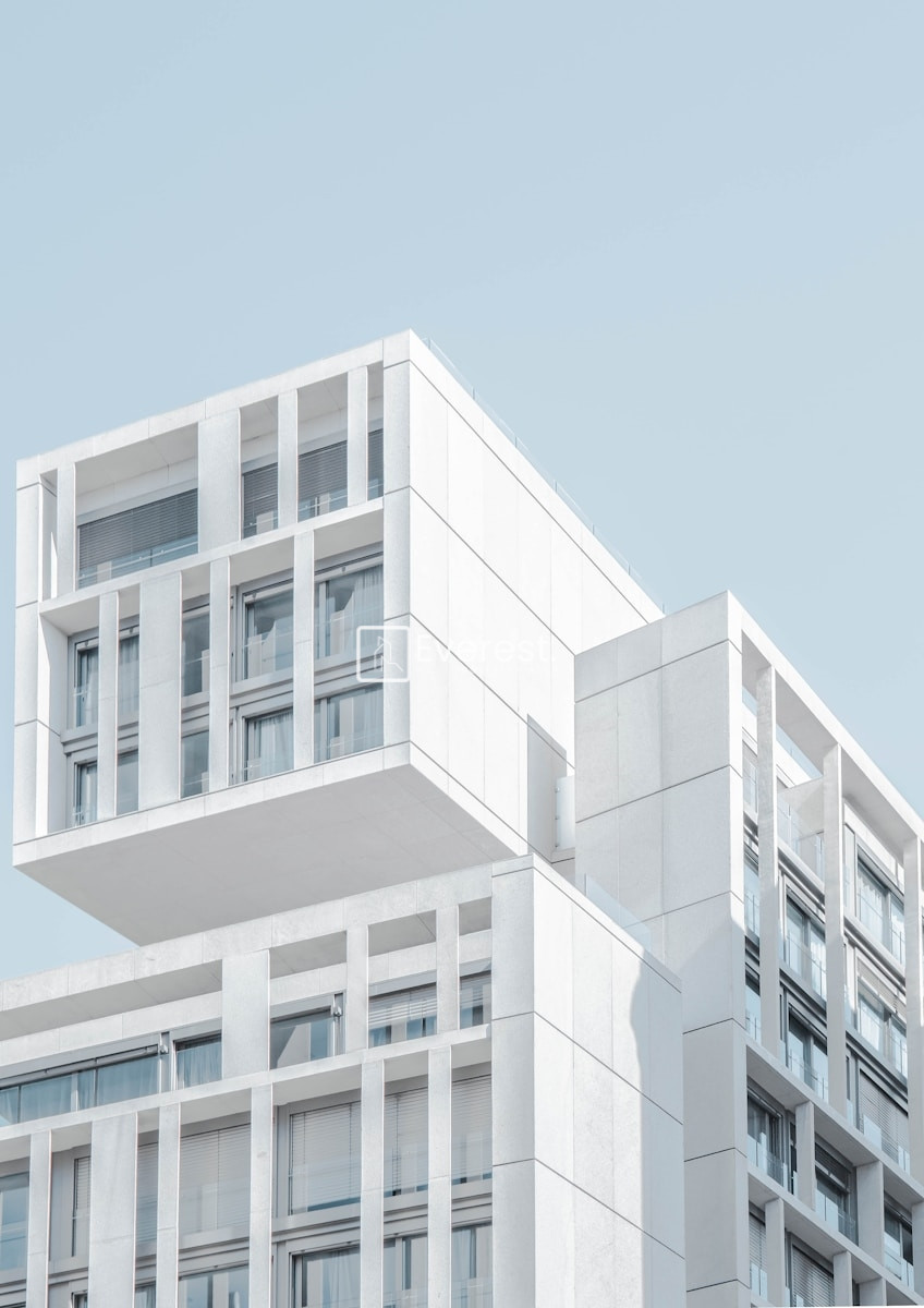 Why Buyers Ignore Some Property Listings Within Seconds