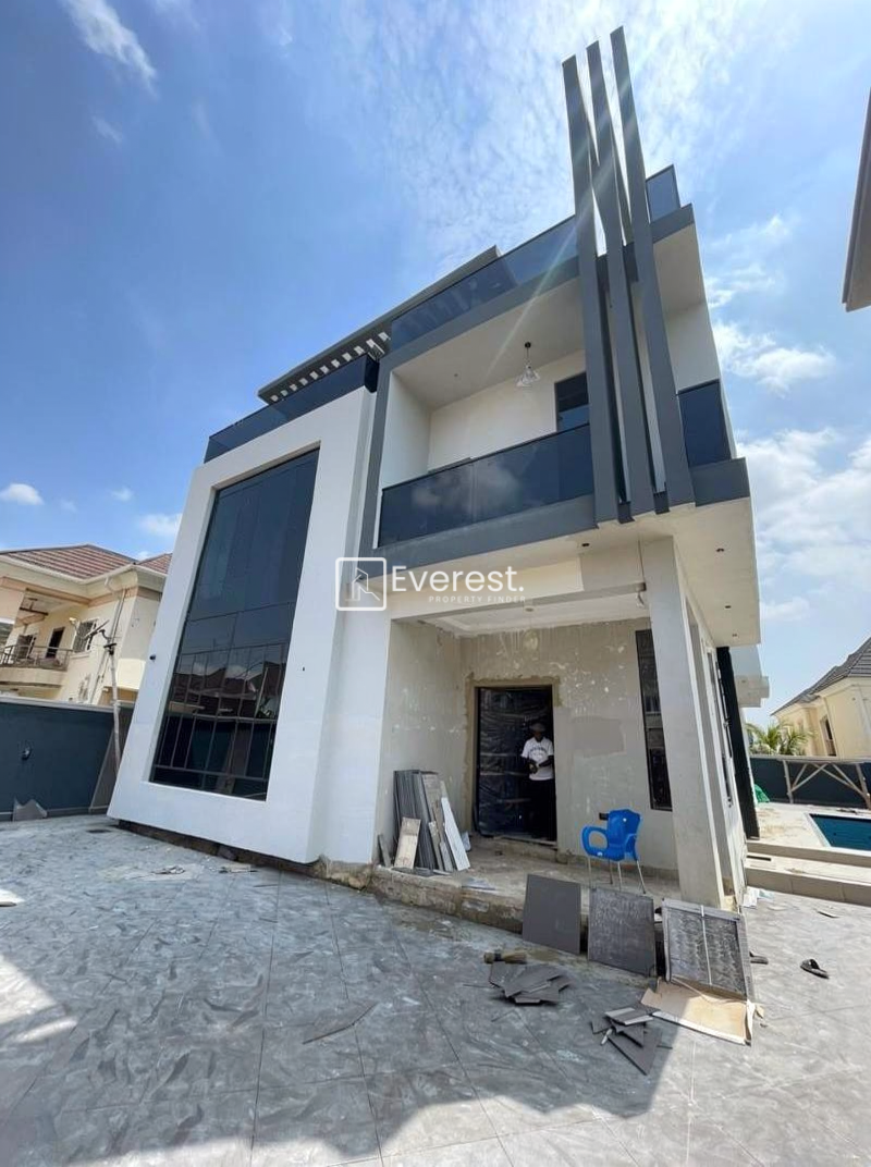 phototune.ai_1783683130 5 bedrooms detached duplex